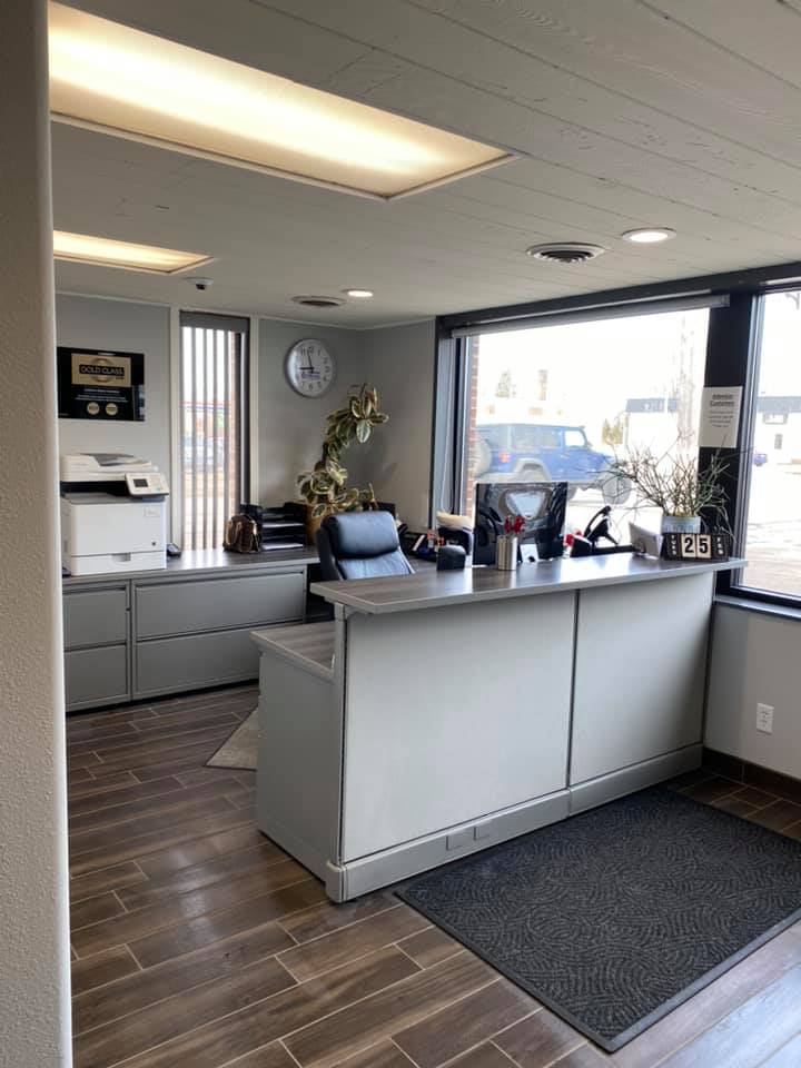 Superior Auto Body Office